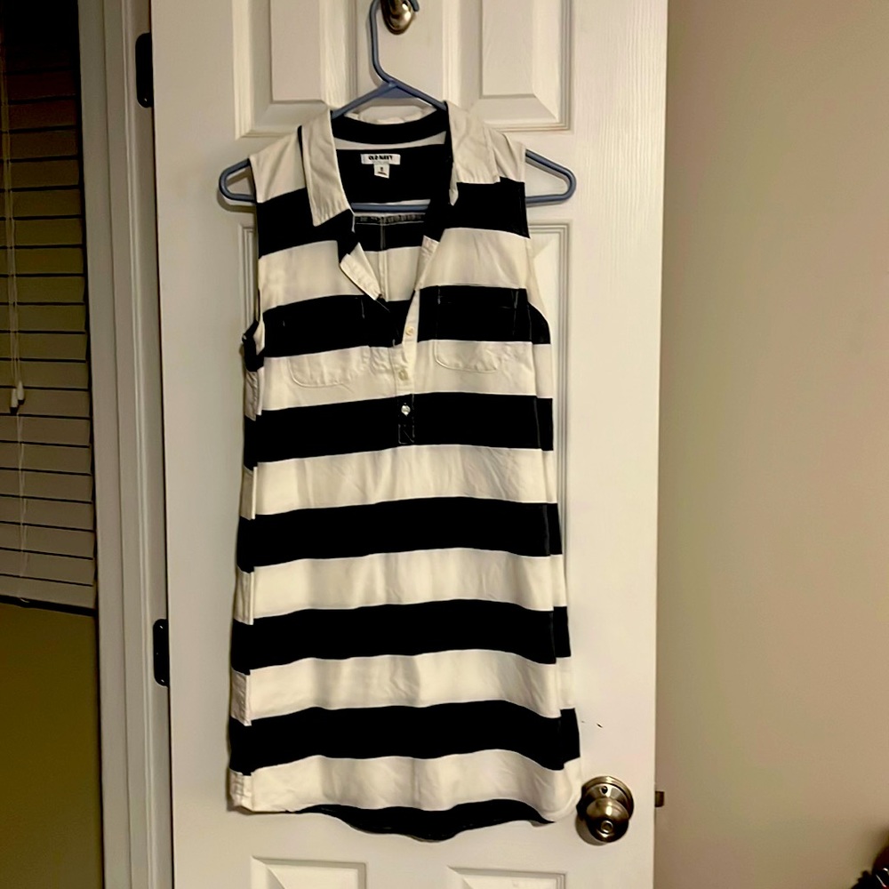 Nice short dress!